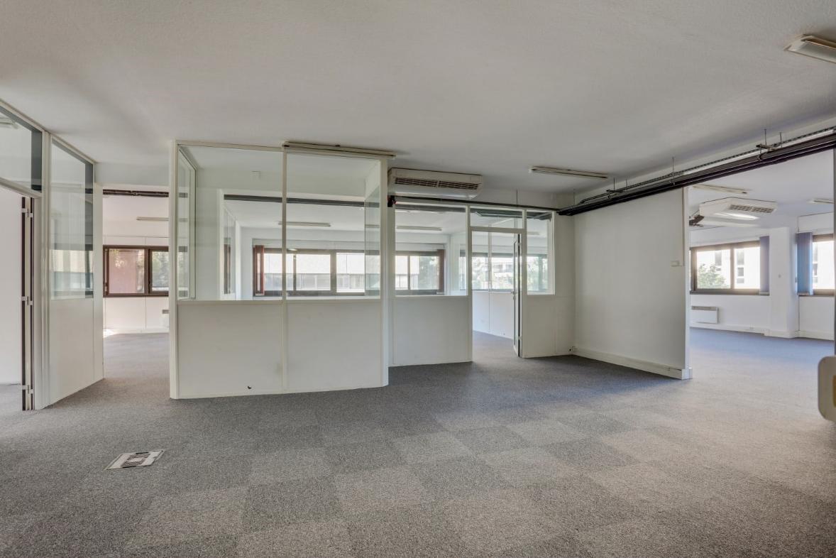 Bureau Antony 1693m² Location bureau Antony Hauts-de-Seine OLBUR2313536 2